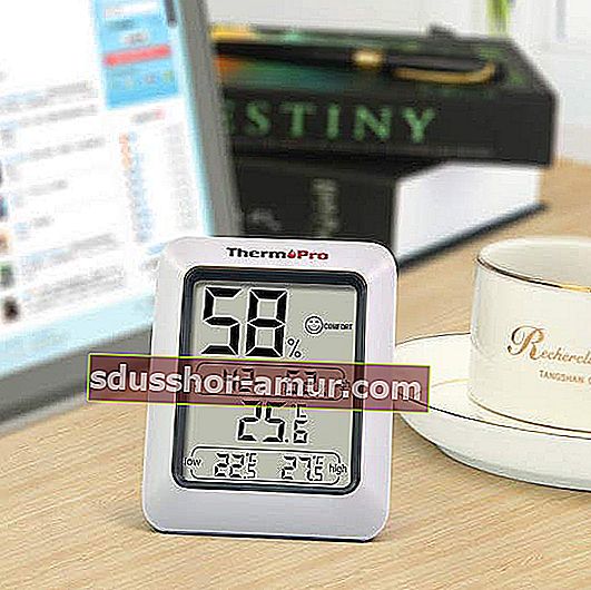 Евтин електронен бял термометър-хигрометър
