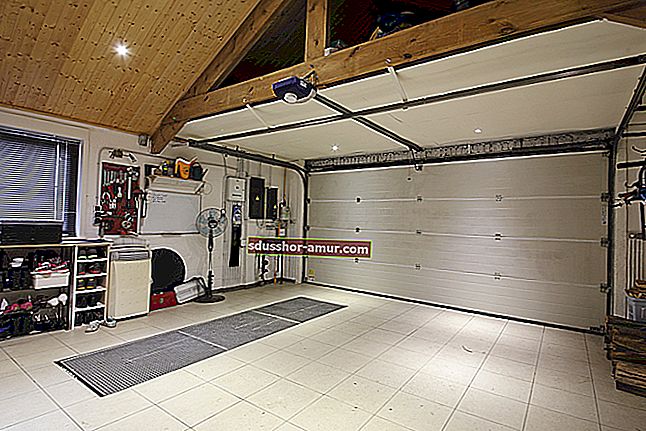 Garaža: Kako narediti stropno shrambo, da prihranite prostor.