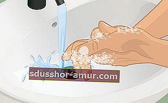 Prikaz umivanja rok pod curkom vode iz pipe.