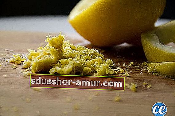 направете лимонова кора с лимонова кора