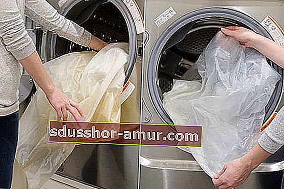 v pralni stroj postavite zaveso za tuširanje