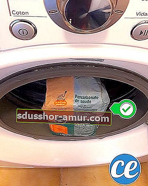соден перкарбонат, поставен върху пералня за избелване на прането