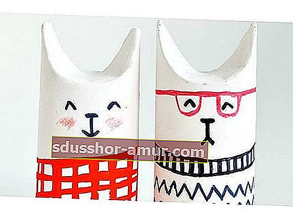 картонени котки в ролки от тоалетна хартия