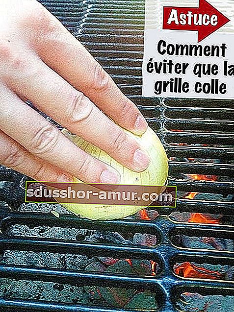 zapobiegać przywieraniu grilla do cebuli