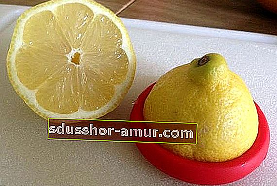 silikonski poklopac za zadržavanje pola limuna