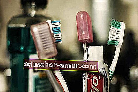 Класически проблеми с пастата за зъби: как да се предпазите от кариес