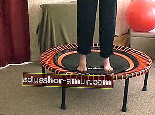 Vježba trampolina koju treba raditi kod kuće