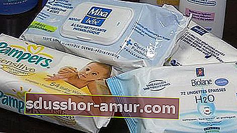 Бебешките кърпички съдържат токсични продукти за тяхното здраве
