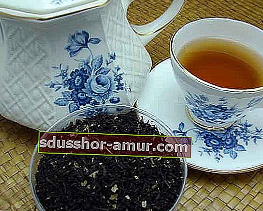 пиенето на чаша черен чай е полезно за вас