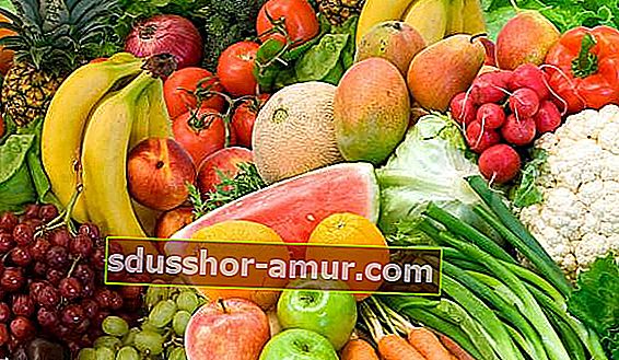 voće i sezonsko povrće dobro je protiv kolesterola